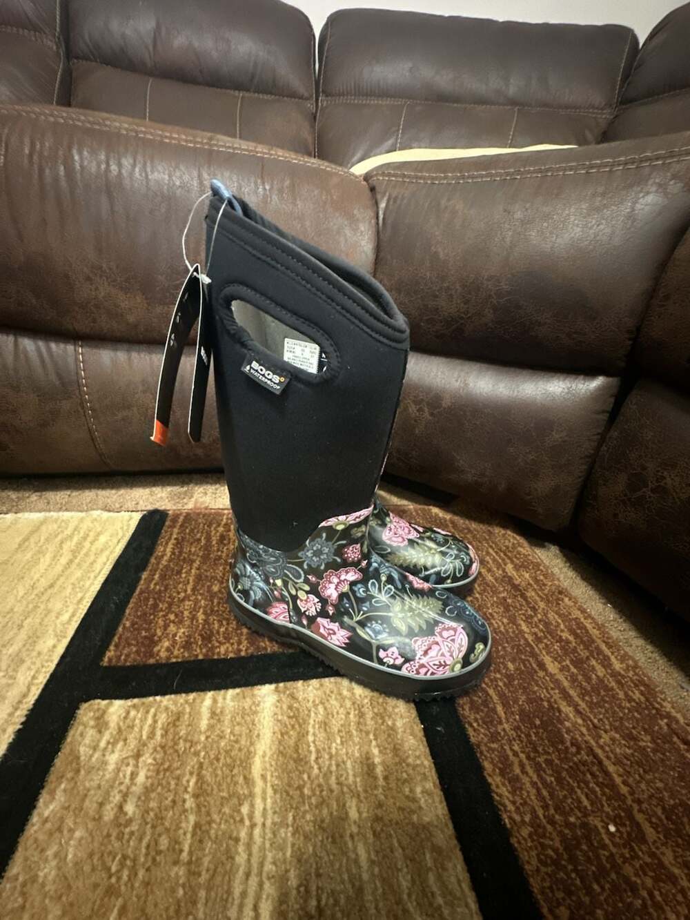 Bogs Women's Classic Tall Winter Blooms Waterproof Boot Size 6